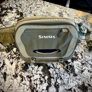 Simms Z Pack Hip Lumbar Fly Fishing Pack